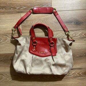 Super Clean Coach Purse